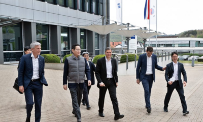 이재용 삼성전자 회장이 독일 오버코헨 ZEISS 본사를 방문한 뒤 이동하는 모습