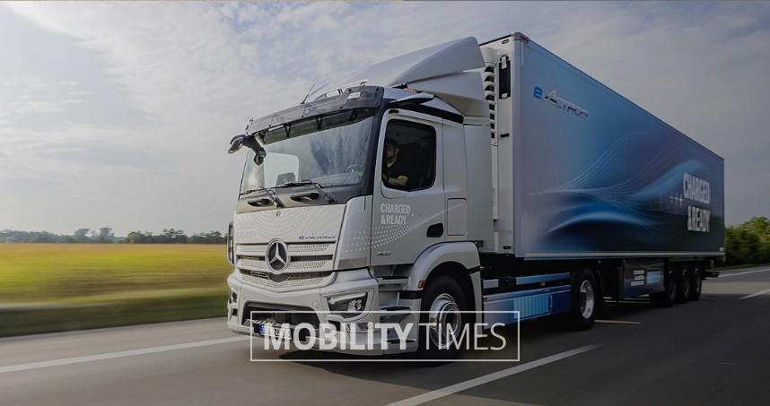 Mercedes-Benz Truck image
