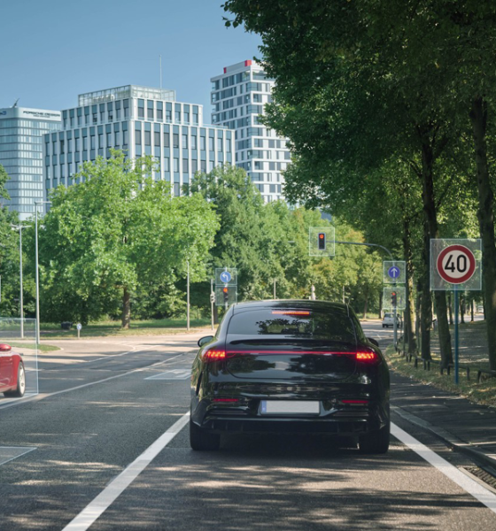 보쉬(Bosch)가 주도하고 다임러(Daimler), 프라운호퍼 연구소, 인피니언, 뮌헨 공대 등 독일 최고의 기술 기업과 대학이 뭉친 이 '드림팀'은 지난 3년간의 연구 끝에 견고한(Robust) 자율주행을 위한 표준 아키텍처를 완성했다